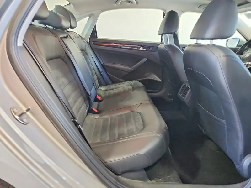 2014 VOLKSWAGEN PASSAT SEL  
