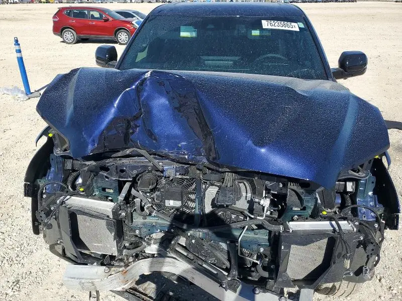 2025 TOYOTA TUNDRA CREWMAX LIMITED  