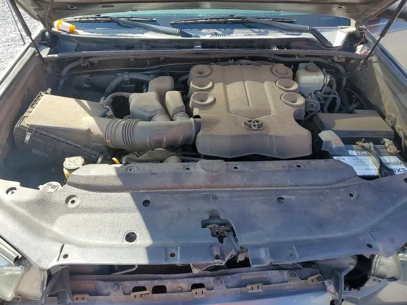2012 TOYOTA 4RUNNER SR5  