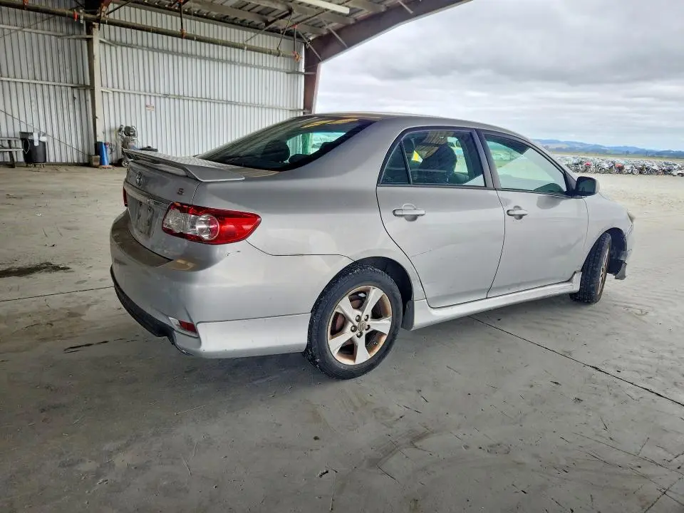 2013 TOYOTA COROLLA S  
