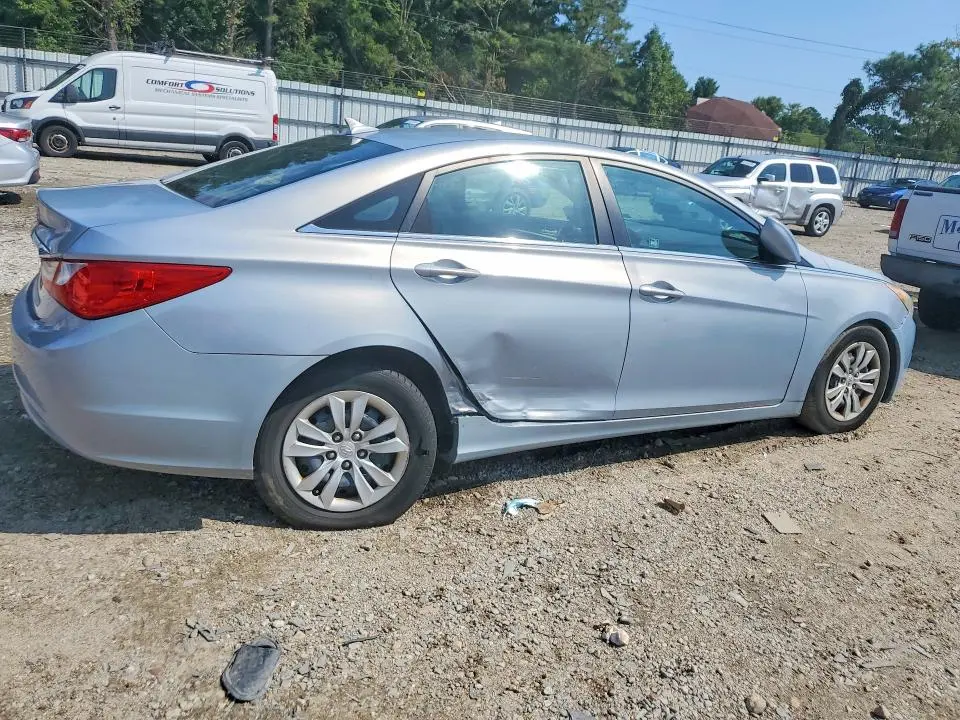 2011 HYUNDAI SONATA GLS  