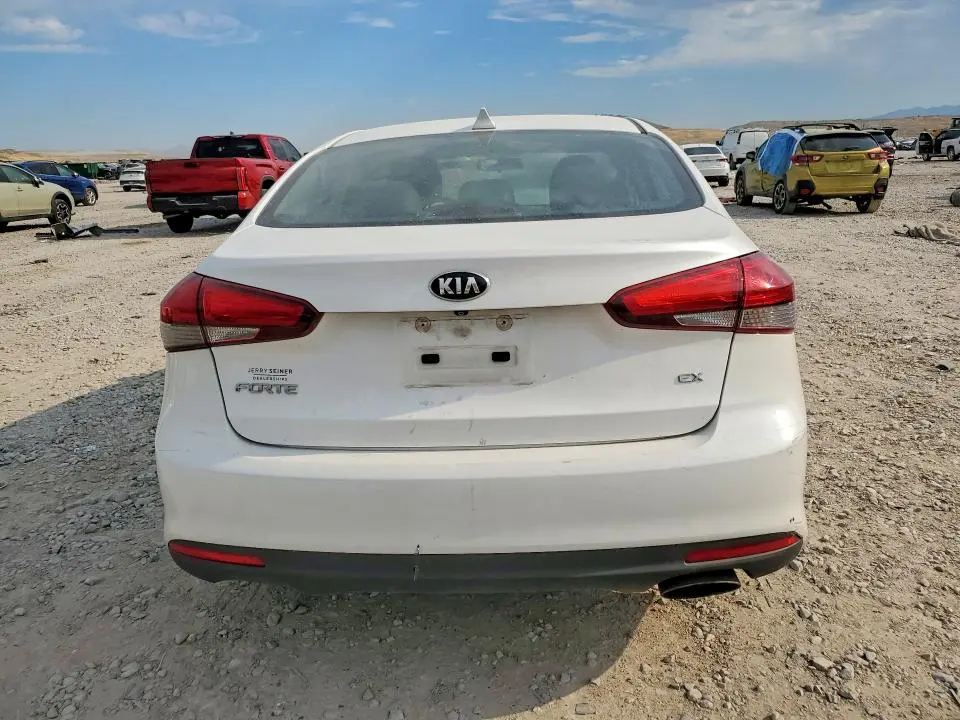 2017 KIA FORTE   