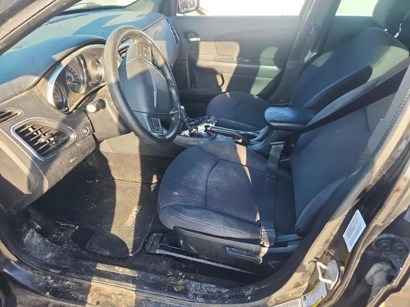 2014 CHRYSLER 200 LX  