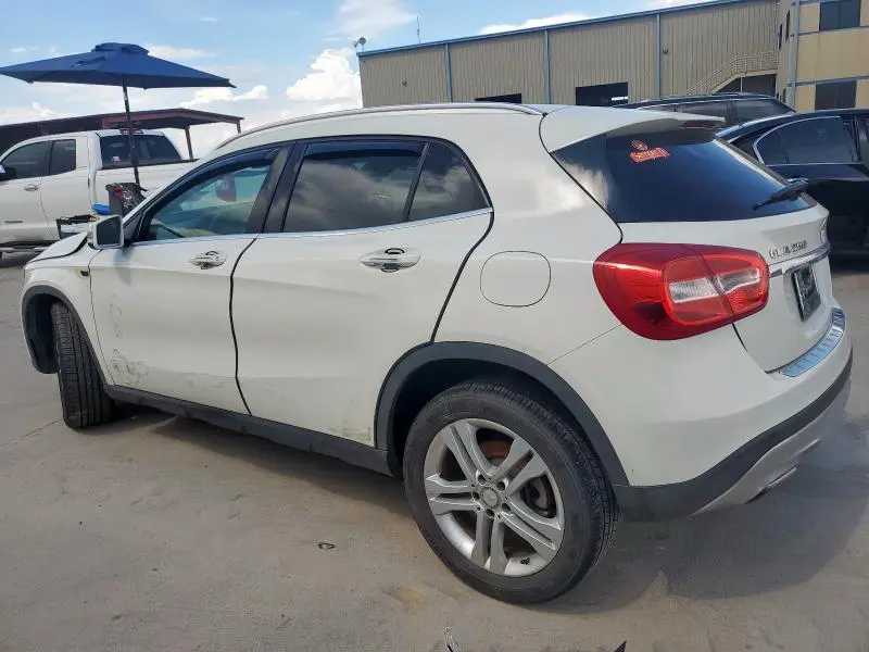 2017 MERCEDES-BENZ GLA 250  