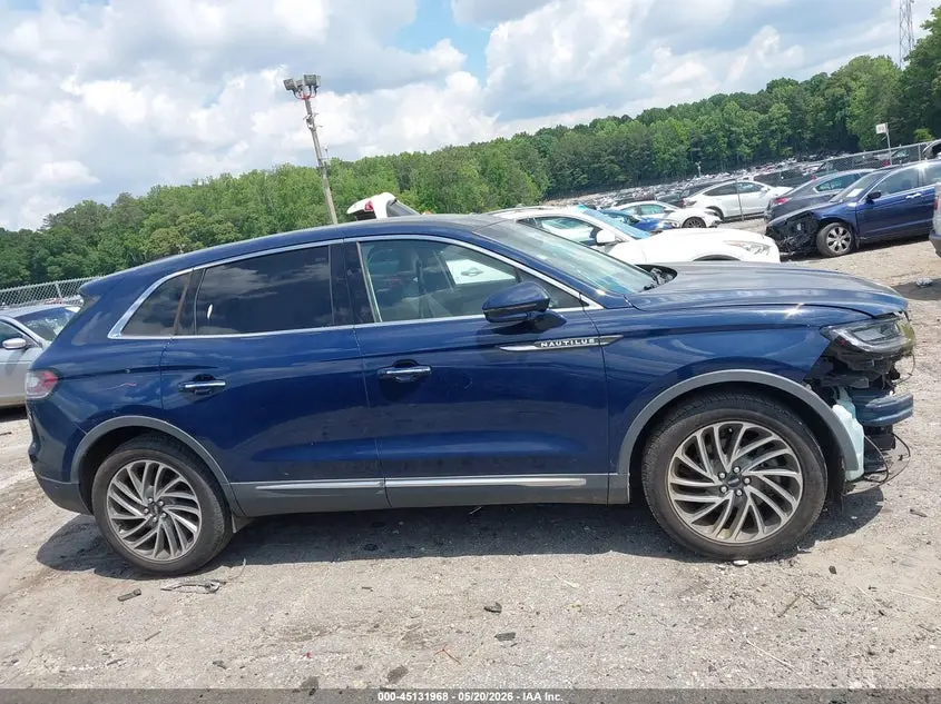 2019 LINCOLN NAUTILUS RESERVE