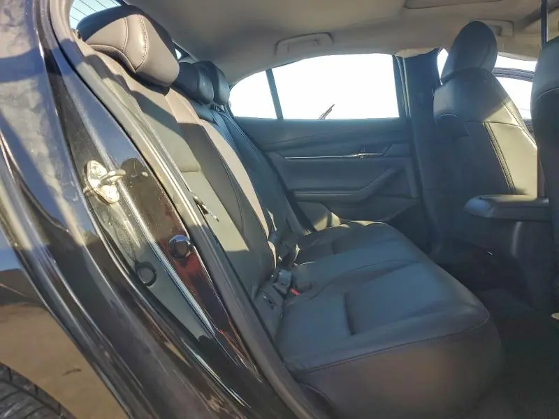 2023 MAZDA 3 PREFERRED  