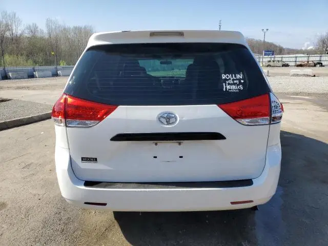 2011 TOYOTA SIENNA BASE