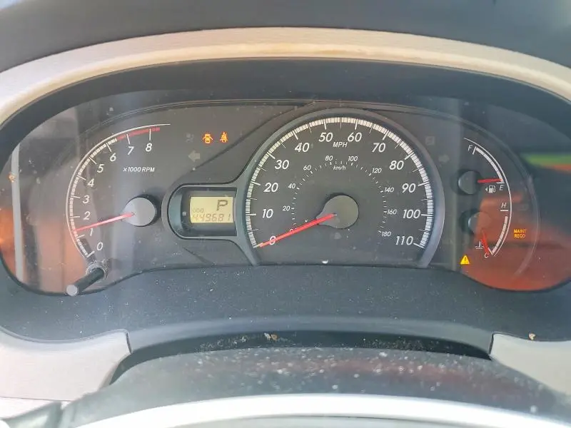 2013 TOYOTA SIENNA LE  