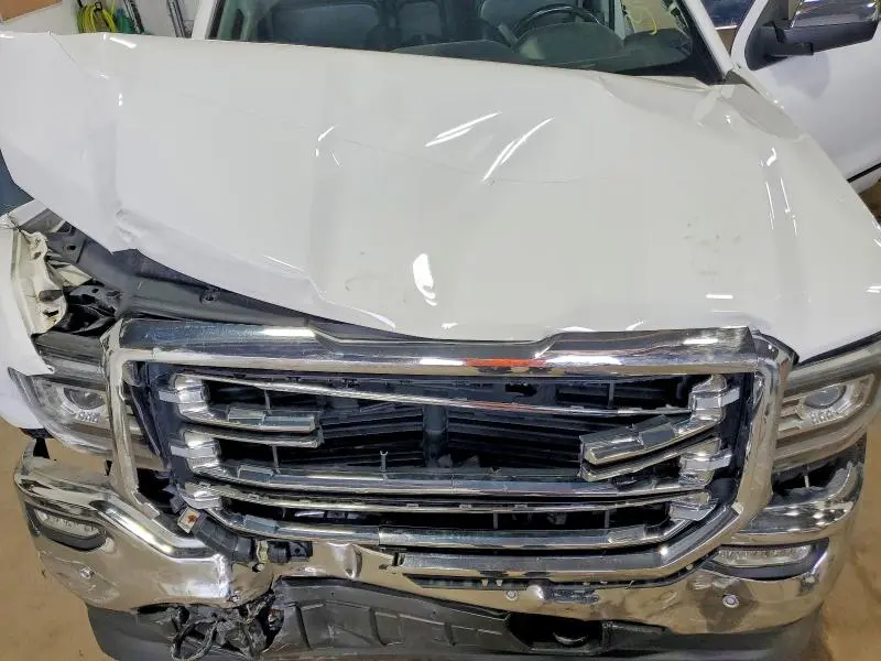 2017 GMC SIERRA K1500 SLT  