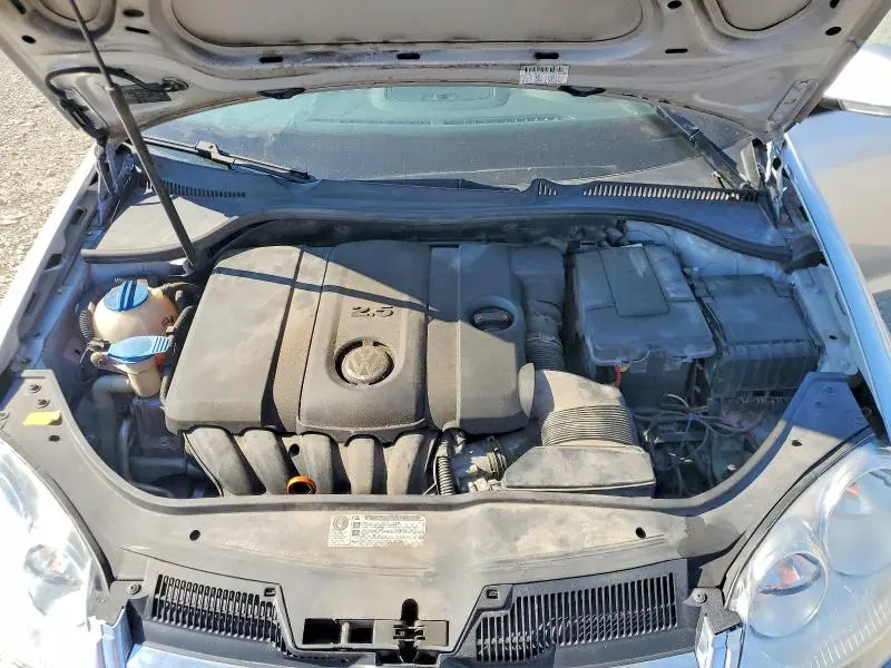 2010 VOLKSWAGEN JETTA SE  