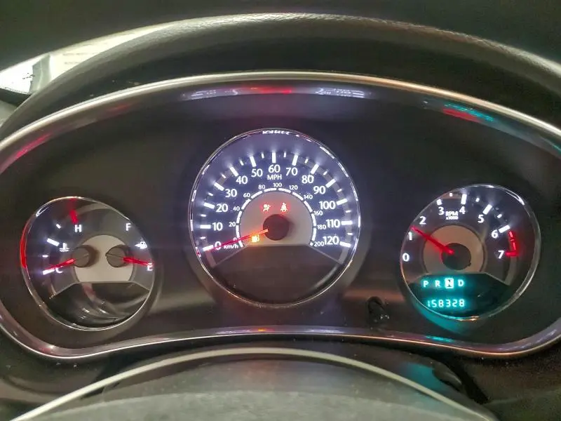 2013 CHRYSLER 200 LX  