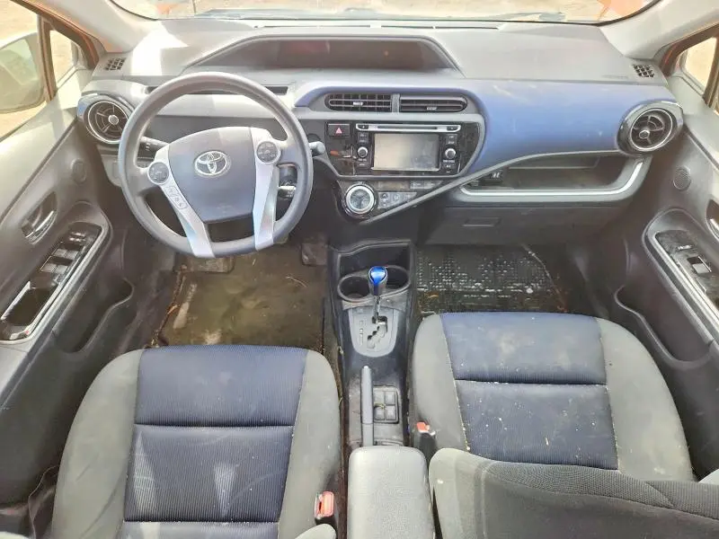 2016 TOYOTA PRIUS C TWO  