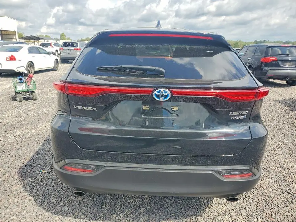 2022 TOYOTA VENZA LIMITED  