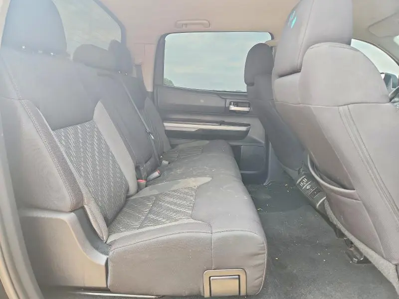 2021 TOYOTA TUNDRA CREWMAX SR5  