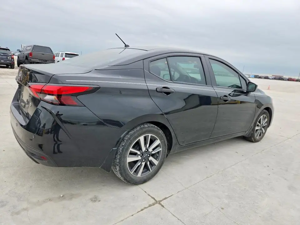 2024 NISSAN VERSA S  