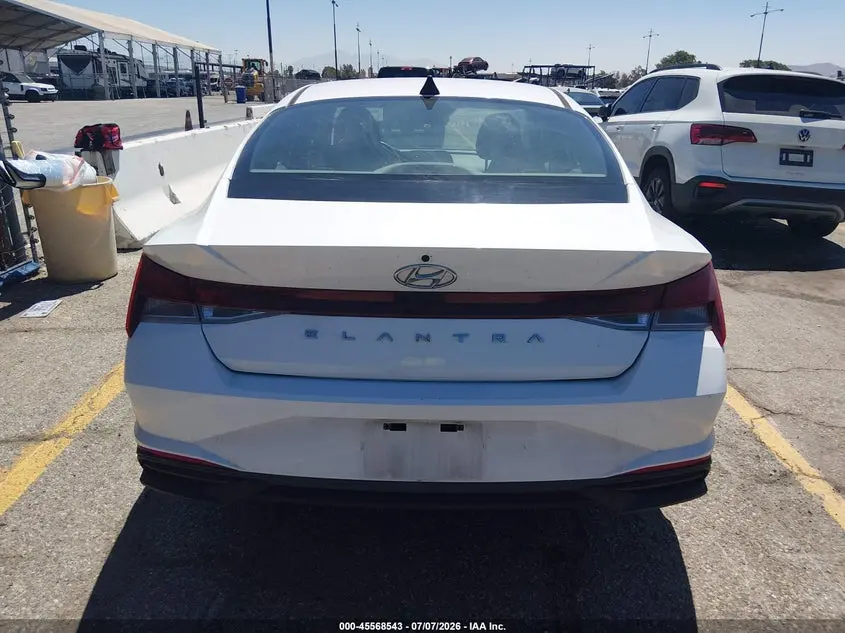 2021 HYUNDAI ELANTRA SE