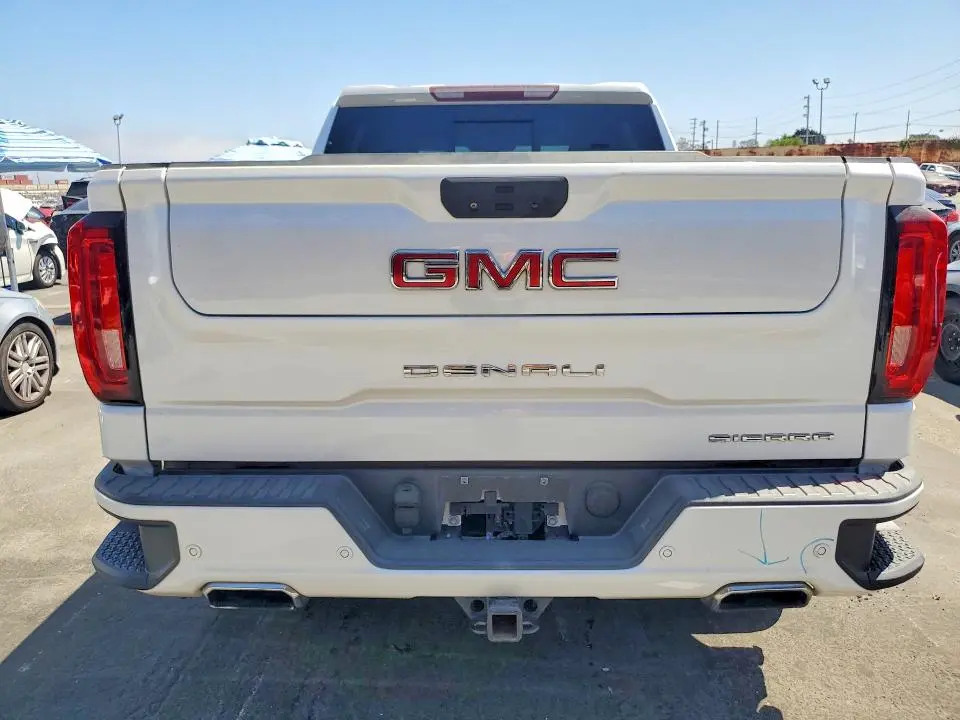 2020 GMC SIERRA C1500 DENALI  