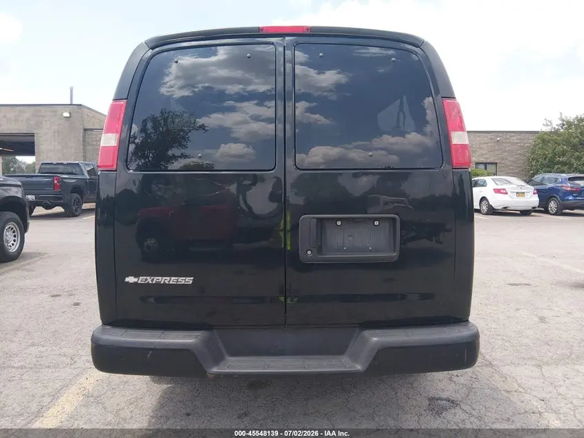 2017 CHEVROLET EXPRESS 3500 LS