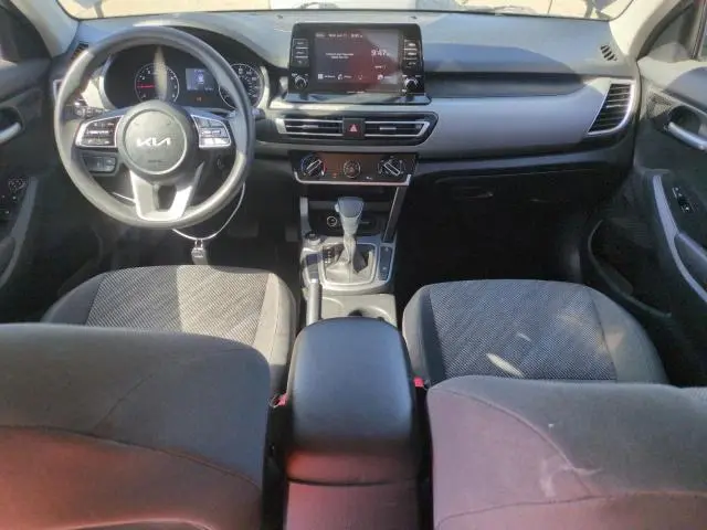 2022 KIA SELTOS LX  