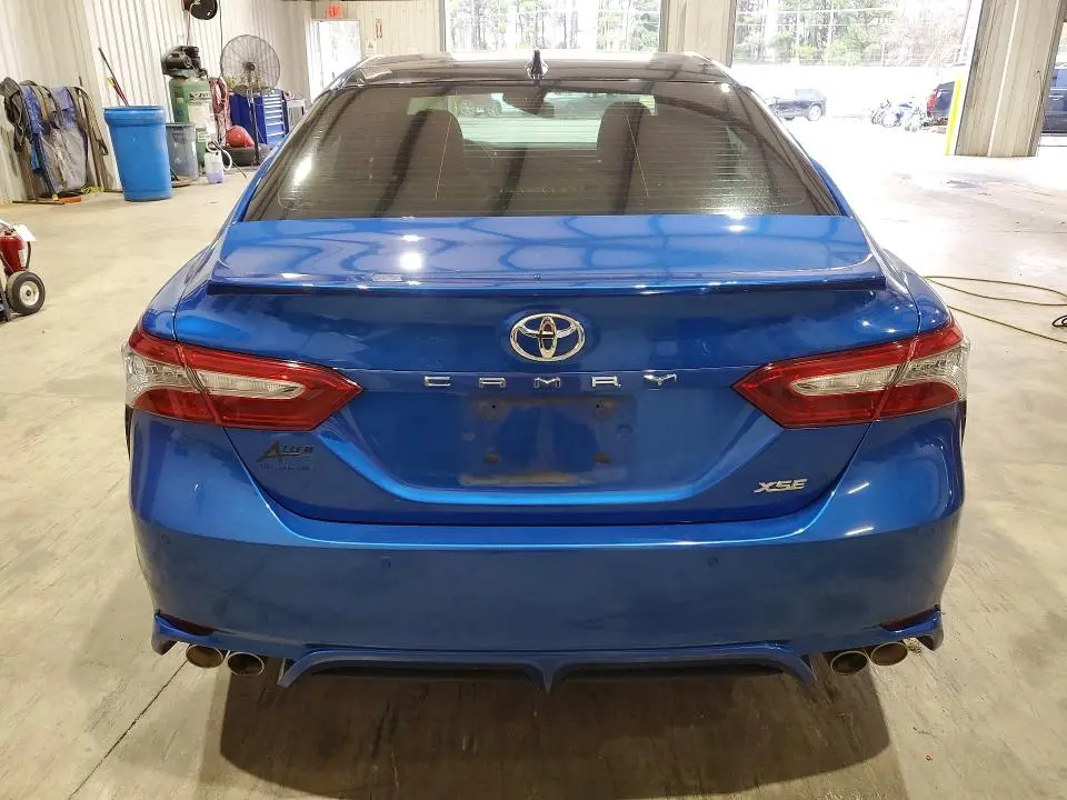 2018 TOYOTA CAMRY XSE  