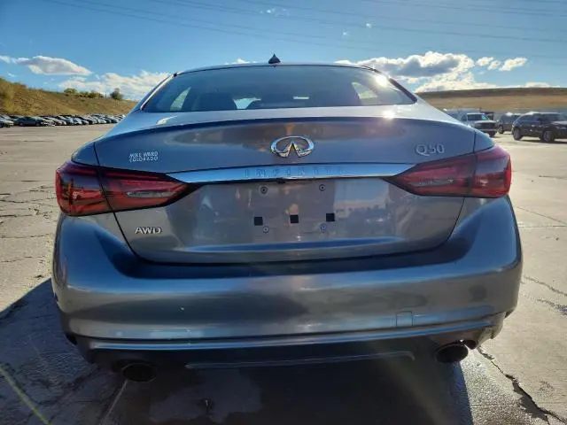 2018 INFINITI Q50 LUXE  