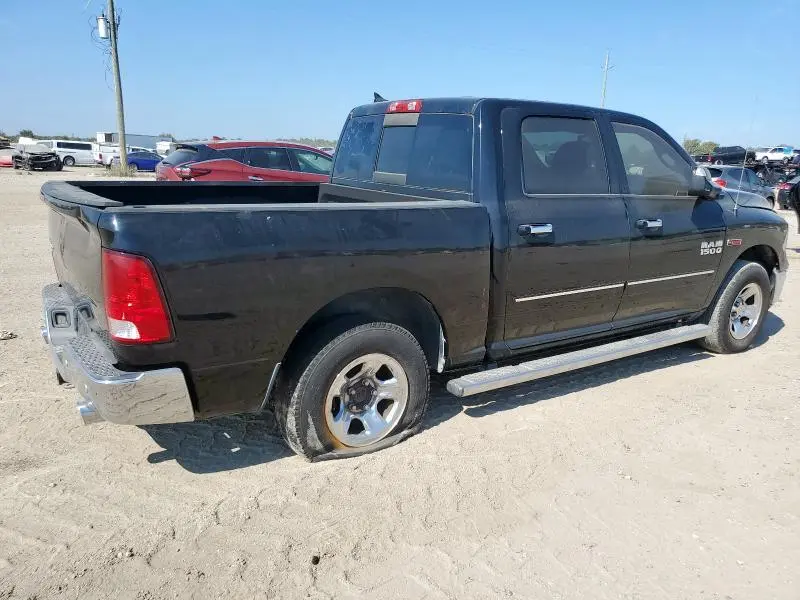 2015 RAM 1500 SLT
