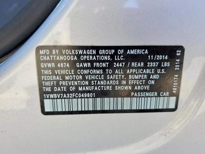 2015 VOLKSWAGEN PASSAT SE  