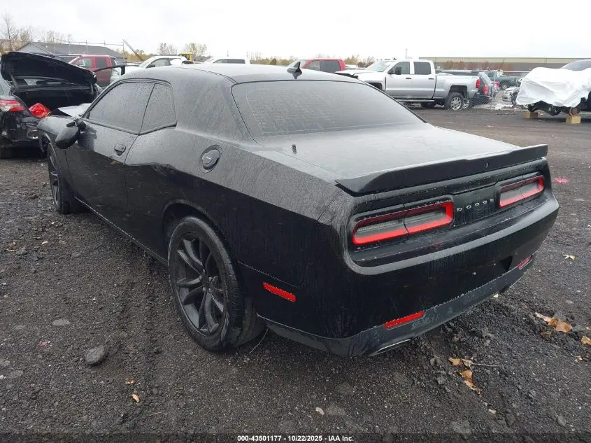 2016 DODGE CHALLENGER SXT PLUS