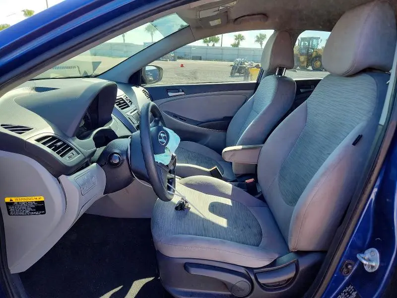 2016 HYUNDAI ACCENT STANDARD  