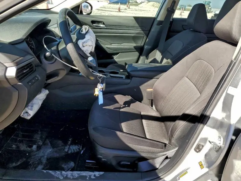 2024 NISSAN ALTIMA SV  