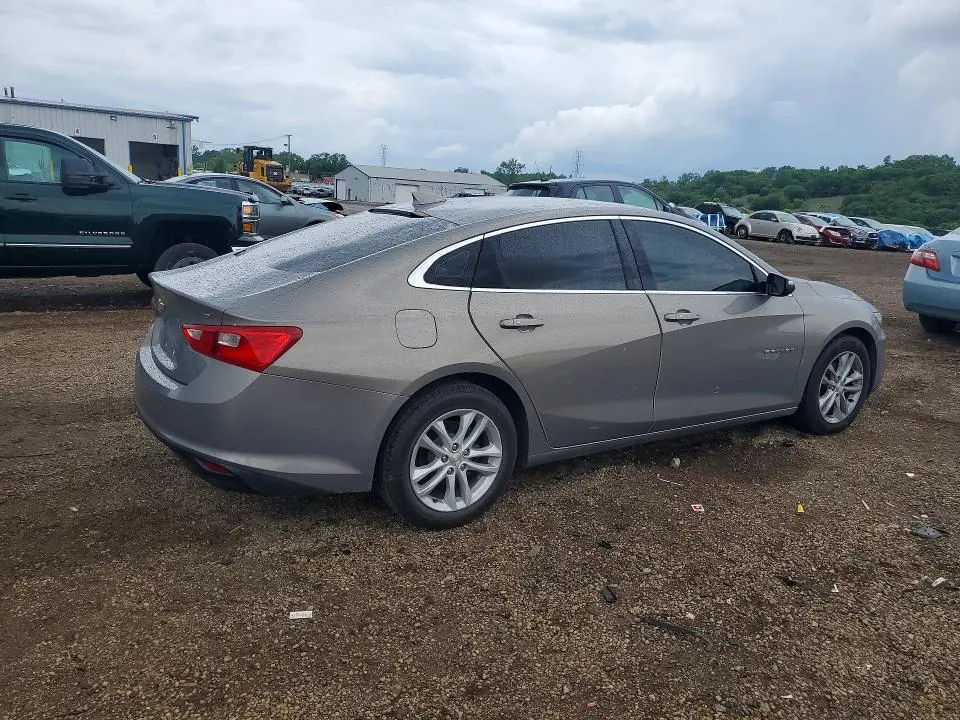 2017 CHEVROLET MALIBU LT  