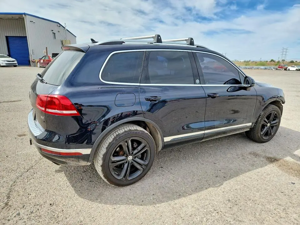 2017 VOLKSWAGEN TOUAREG WOLFSBURG  