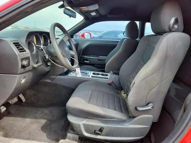 2010 DODGE CHALLENGER SE  