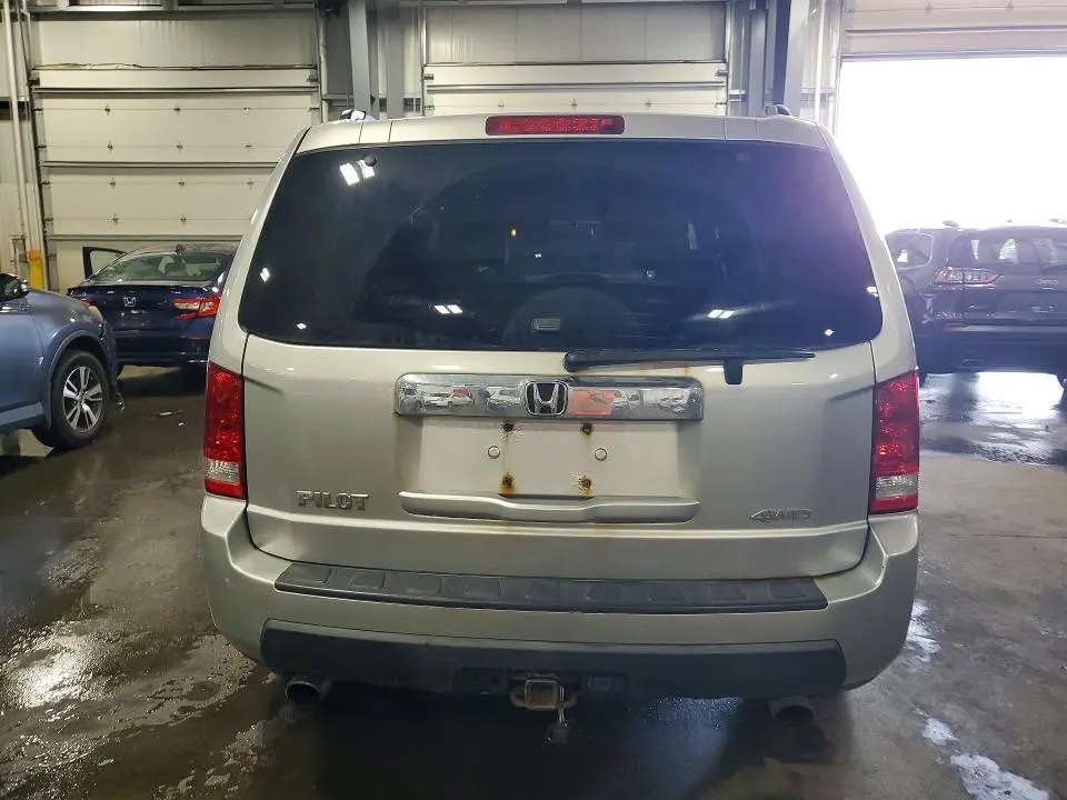 2011 HONDA PILOT EX  