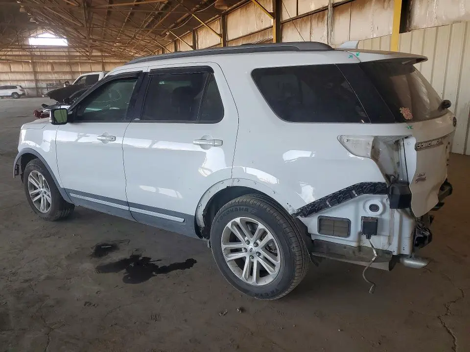 2017 FORD EXPLORER XLT  