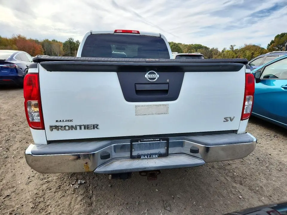 2013 NISSAN FRONTIER SV  