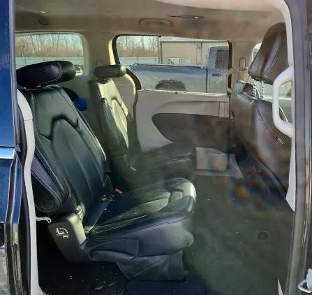 2020 CHRYSLER VOYAGER LXI  