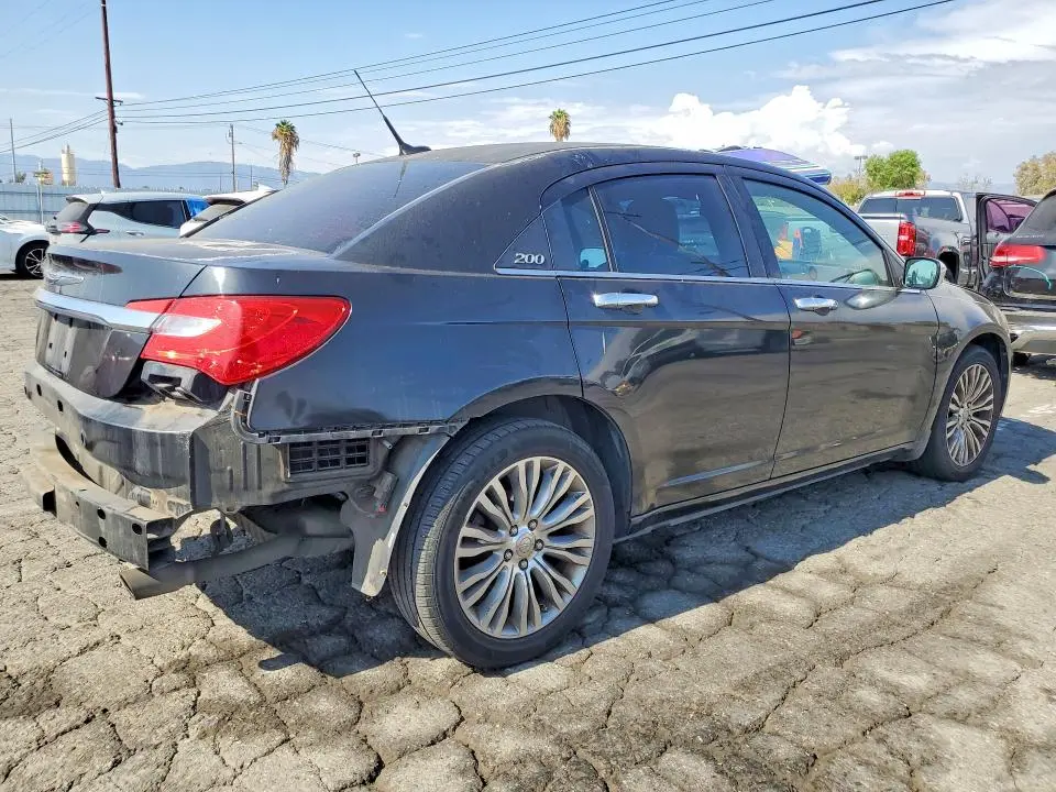 2011 CHRYSLER 200 LIMITED  