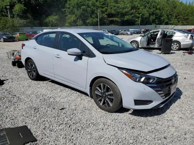 2024 NISSAN VERSA SV  