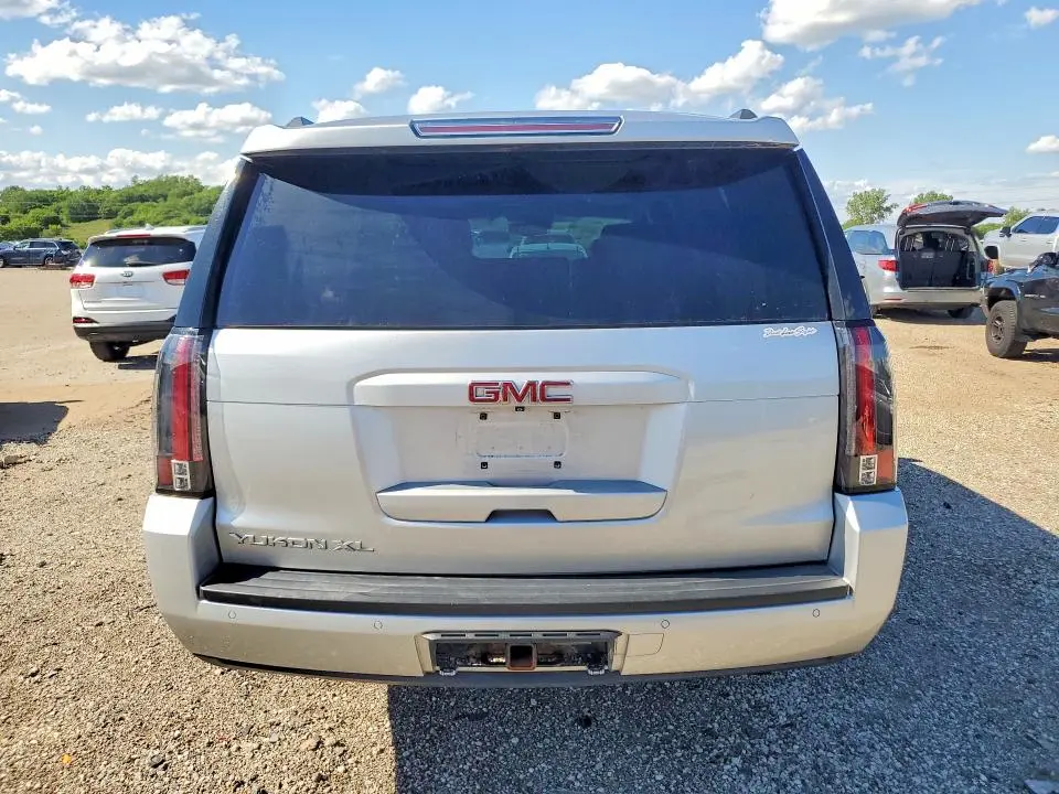 2015 GMC YUKON XL K1500 SLT  