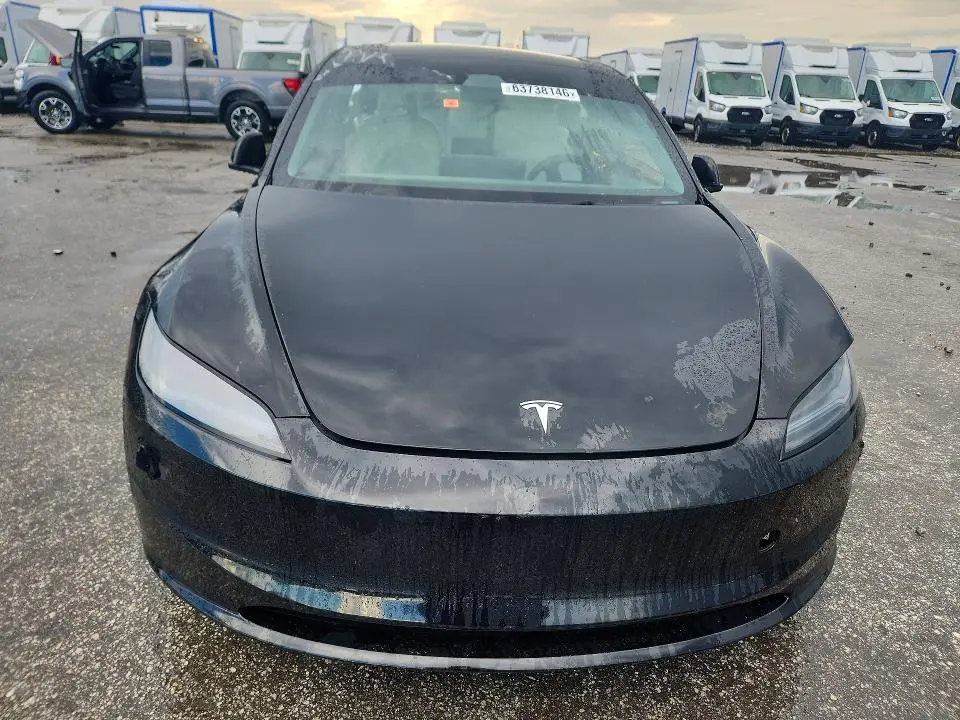 2025 TESLA MODEL 3   