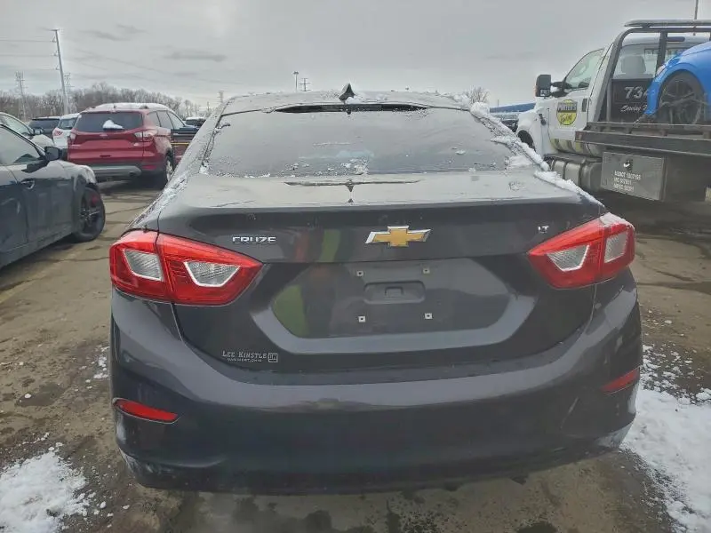 2017 CHEVROLET CRUZE LT  