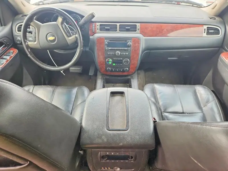 2014 CHEVROLET SUBURBAN K1500 LT  