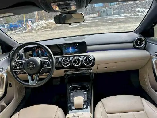 2021 MERCEDES-BENZ A 220  