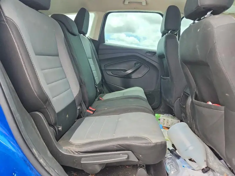 2017 FORD ESCAPE S  