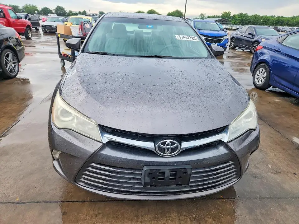 2015 TOYOTA CAMRY LE  