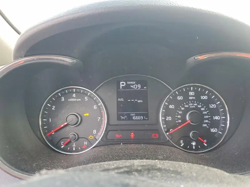 2017 KIA FORTE LX  
