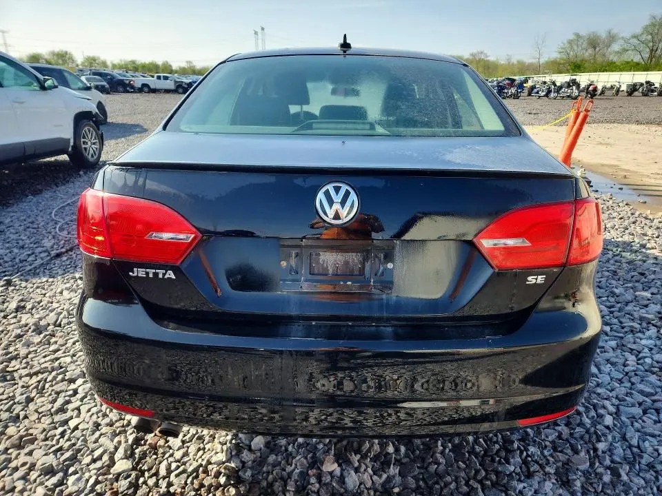 2014 VOLKSWAGEN JETTA SE  