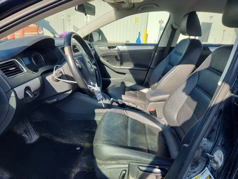 2014 VOLKSWAGEN JETTA SE  