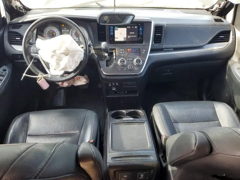 2015 TOYOTA SIENNA SPORT  
